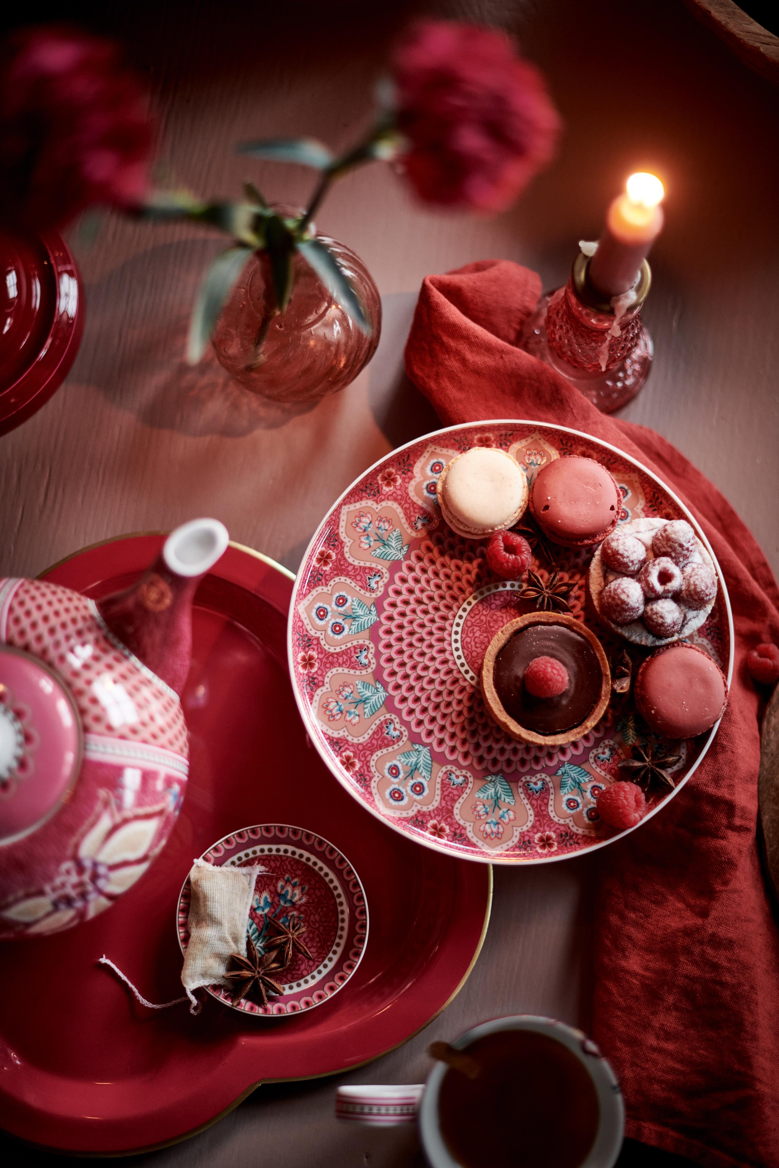 Pip Studio Flower Festival FW2022 Tableware Dark Pink 01